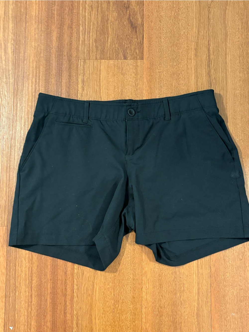 Under Armour Women’s Size 12 HeatGear Golf Shorts Lot of 2 - Picture 8 of 14